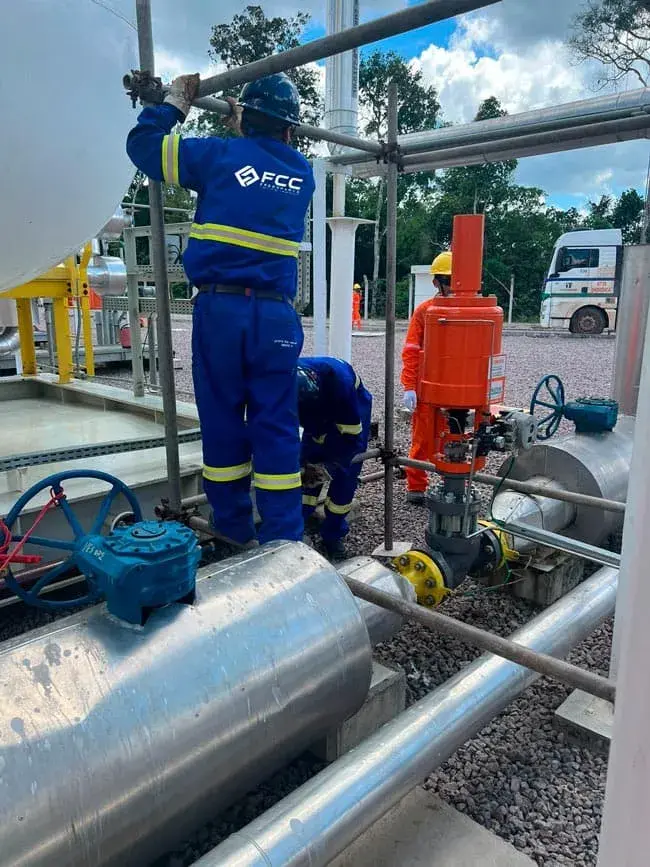 Montagem de andaime tipo Roll seguindo a Norma Regulamentadora NR12.